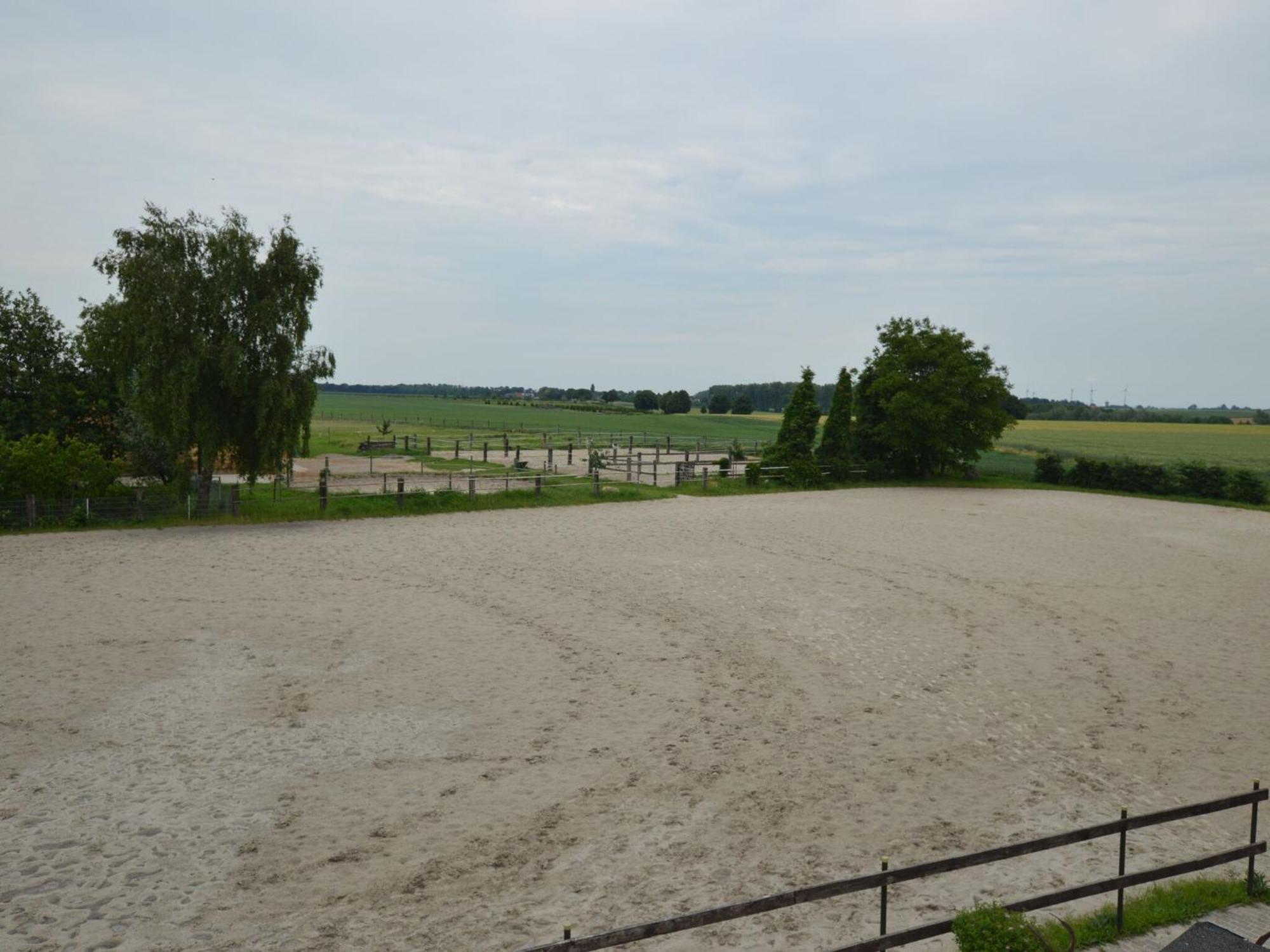 Holiday Home On A Farm Near Duesseldorf Juchen Экстерьер фото